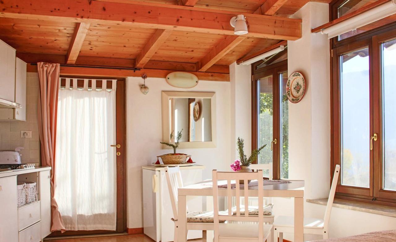 Casa San Tome Guest House Torbole Sul Garda Luaran gambar