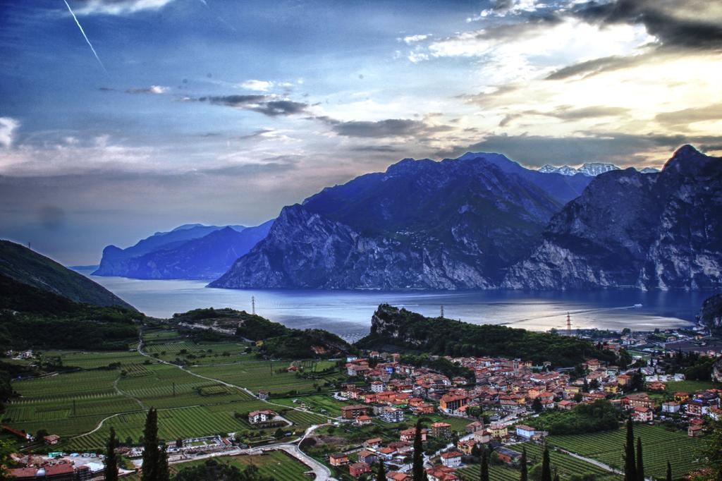 Casa San Tome Guest House Torbole Sul Garda Luaran gambar